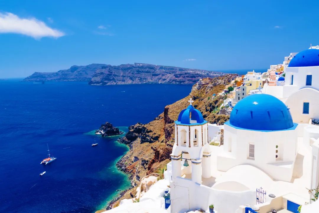 【房产推荐】御蓝居3期|希腊成为今夏旅游热门目的地，房产投资聚焦全球目光